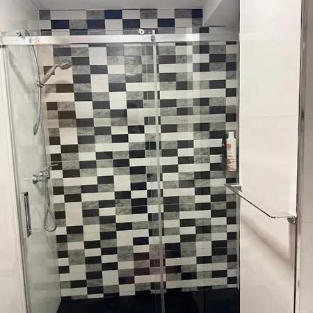 Apartamento Apartamento Nuevo En García Barbon Vigo